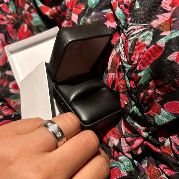 4 rings( white gold nature diamond, blue/green sapphire) wedding/engagement - Picture 8 of 15